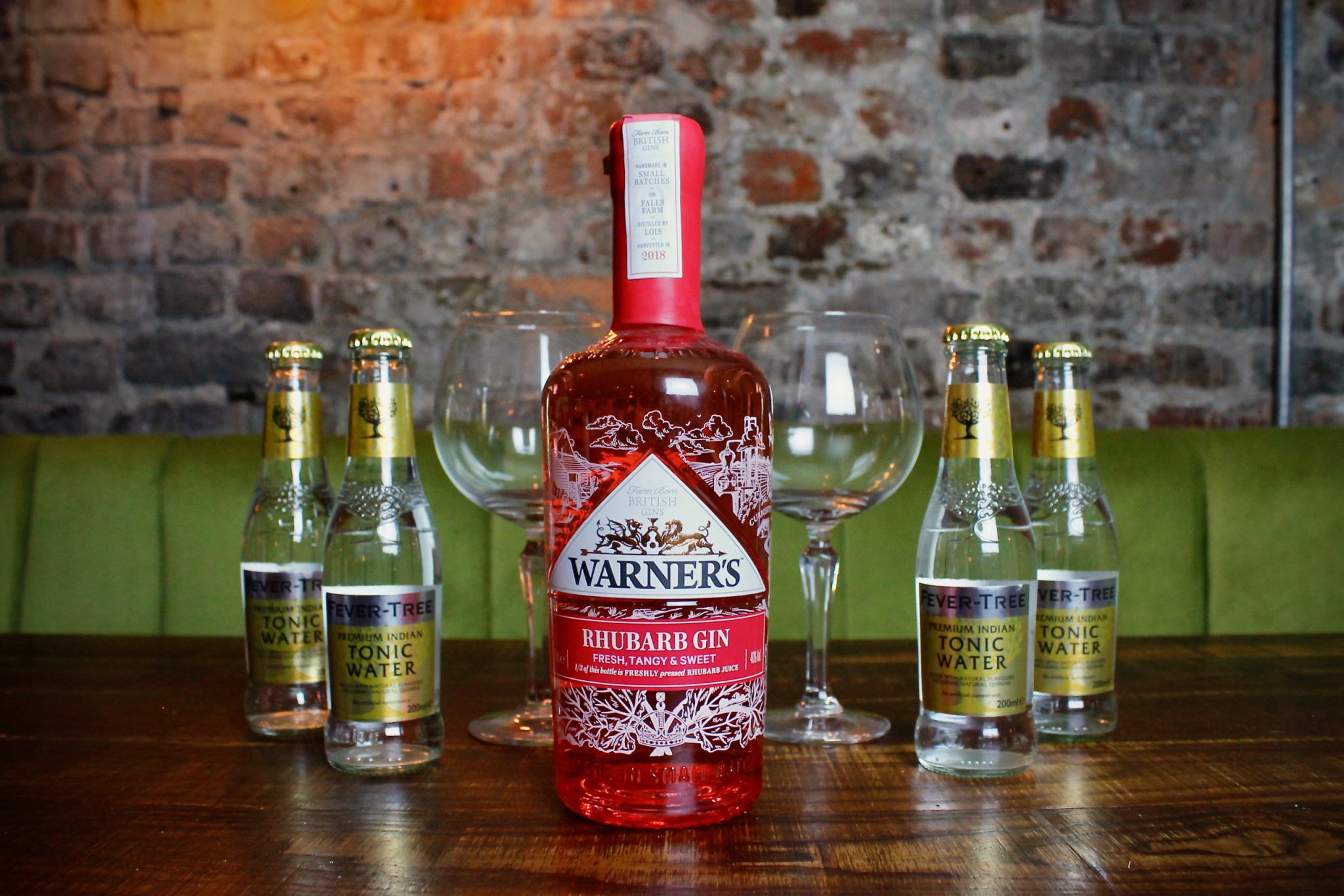 The Gin: Warners Rhubarb - El Gato Negro Tapas